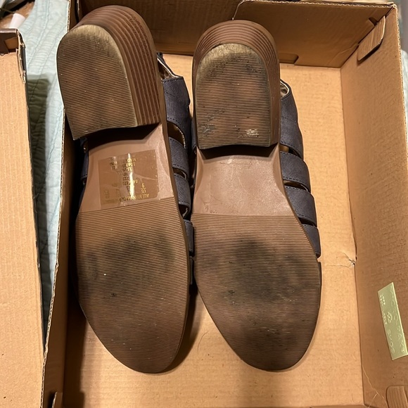 Ladies size 9 “booties”.  High ankle strap sandals blue gray. Lightly worn. - Picture 2 of 6